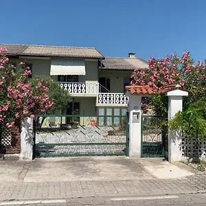 https://palma-verde-castello-di-brussa.hotelinveneto.com